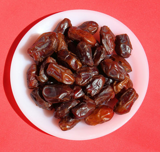 مویز دشمن زیاری درجه دو